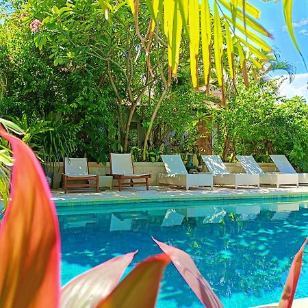 Bale Sampan Boutique Bungalows Gili Trawangan Exterior photo