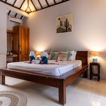 Bale Sampan Boutique Bungalows Gili Trawangan Exterior photo