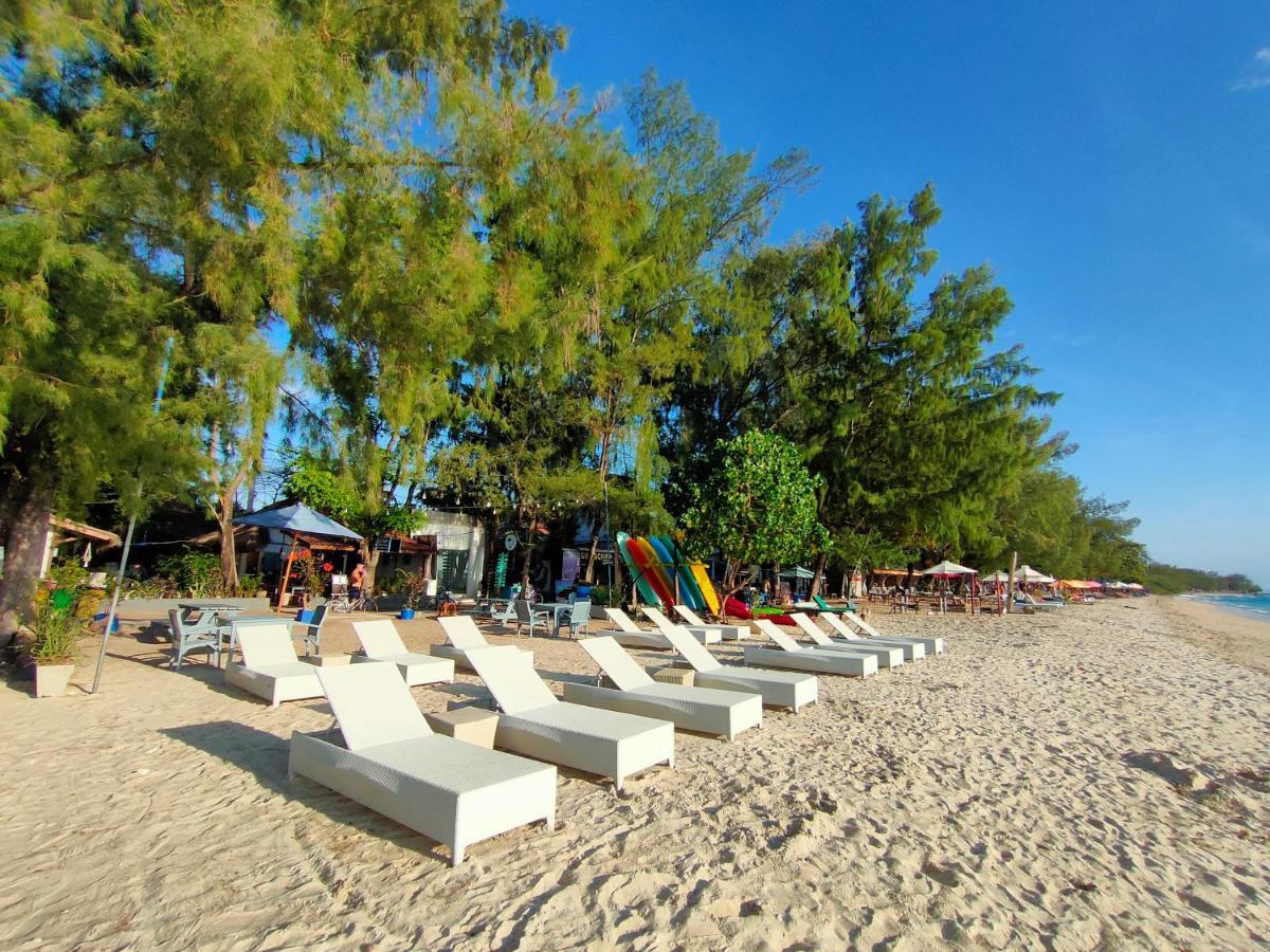 Bale Sampan Boutique Bungalows Gili Trawangan Exterior photo