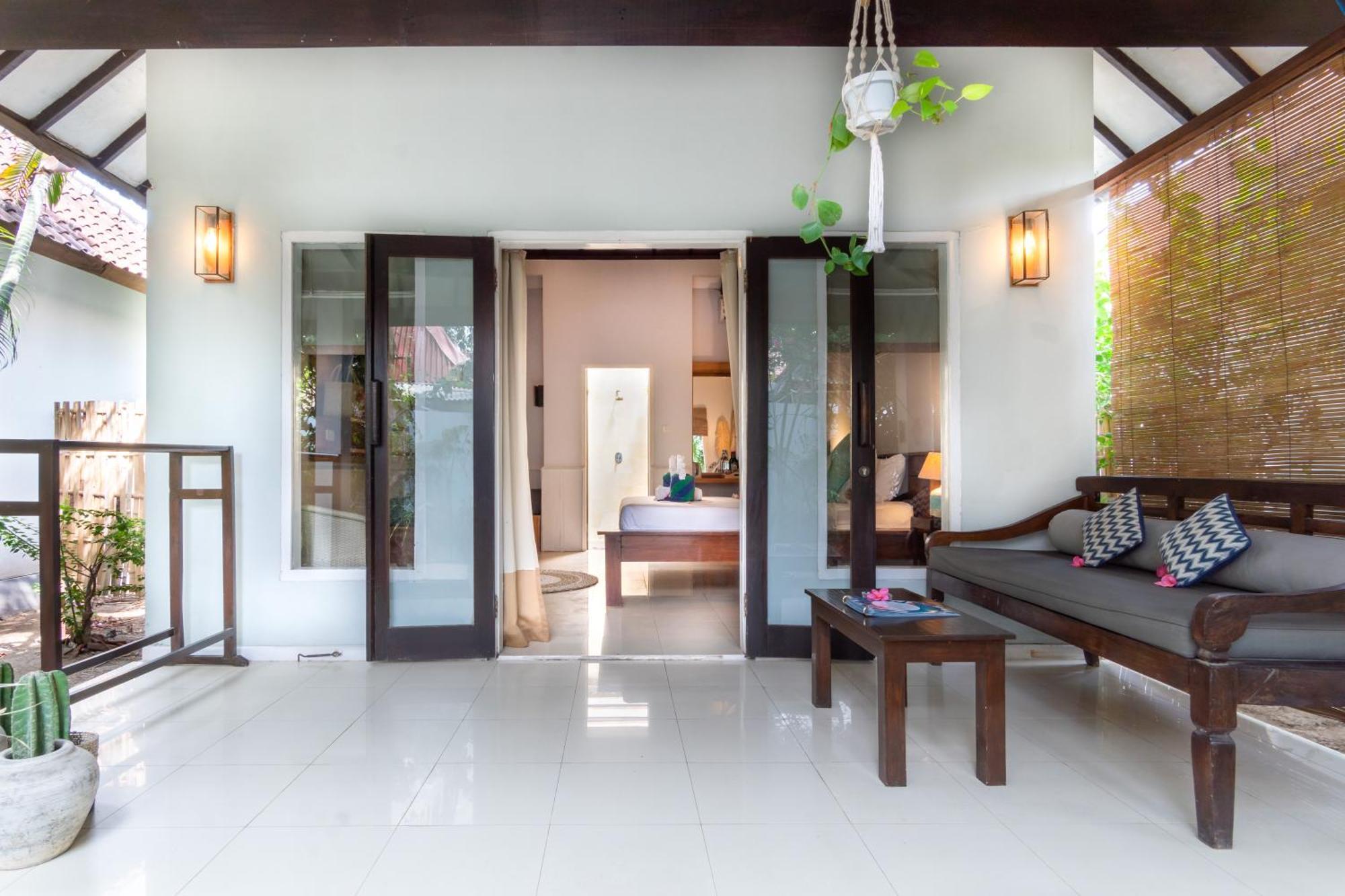 Bale Sampan Boutique Bungalows Gili Trawangan Exterior photo