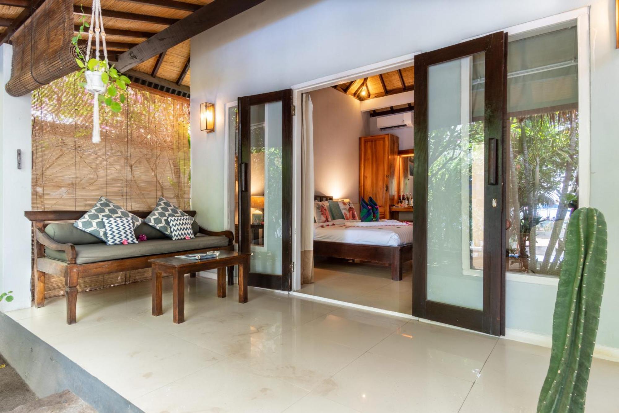 Bale Sampan Boutique Bungalows Gili Trawangan Exterior photo